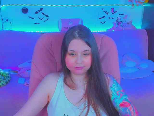 LoliSuccub webcam