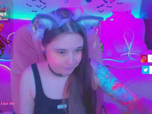 LoliSuccub webcam
