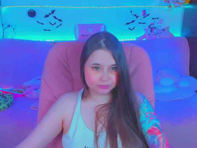 LoliSuccub webcam