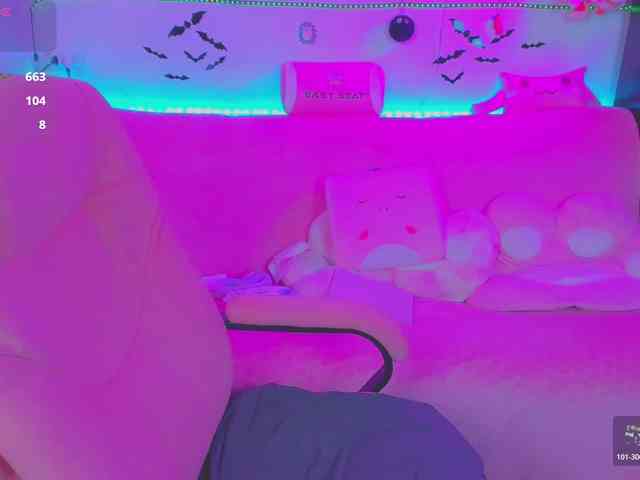 LoliSuccub webcam