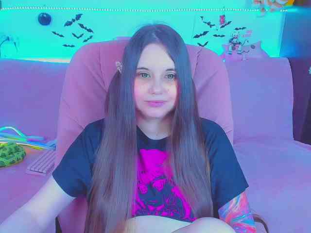 LoliSuccub webcam