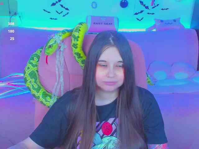 LoliSuccub webcam