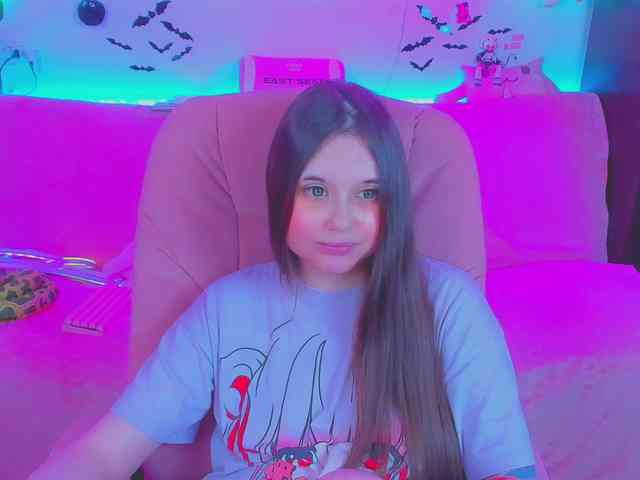 LoliSuccub webcam