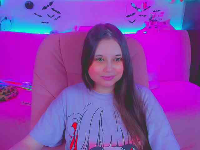 LoliSuccub webcam
