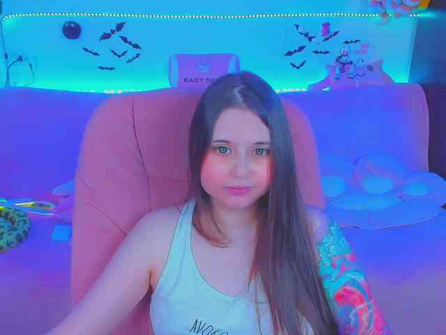 LoliSuccub webcam