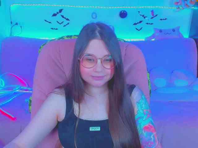 LoliSuccub webcam