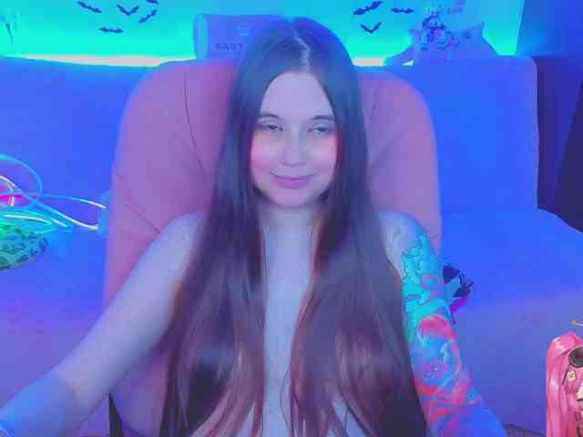LoliSuccub webcam