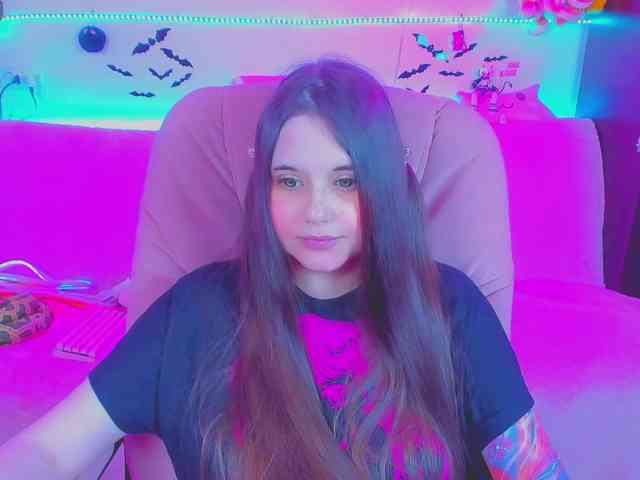 LoliSuccub webcam