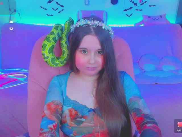 LoliSuccub webcam