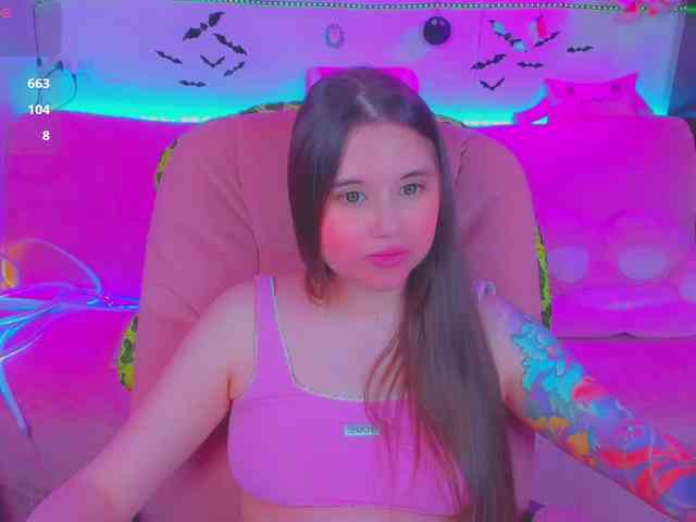LoliSuccub webcam