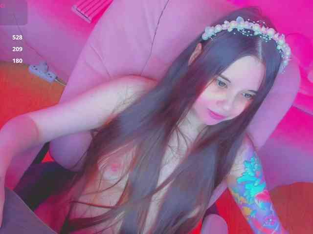LoliSuccub webcam