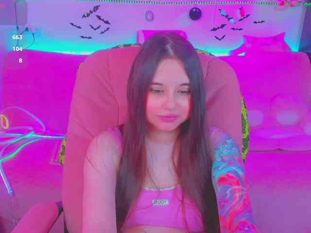 LoliSuccub webcam