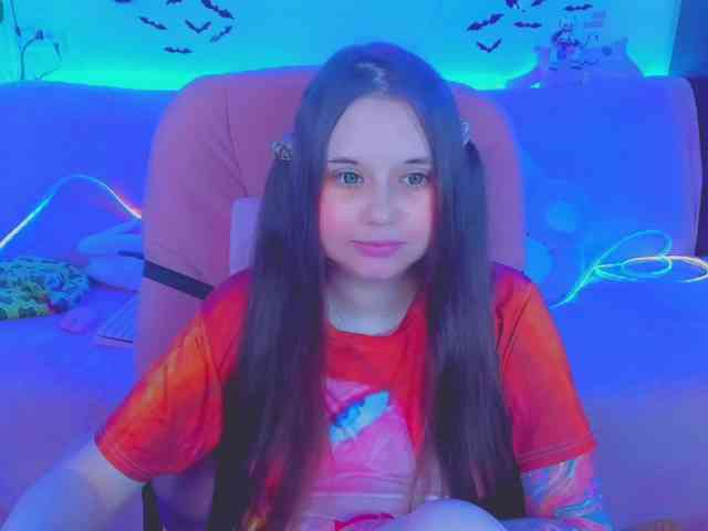 LoliSuccub webcam