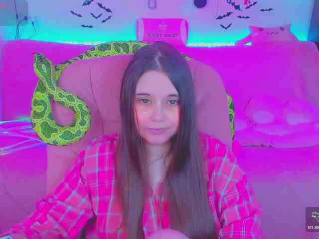 LoliSuccub webcam