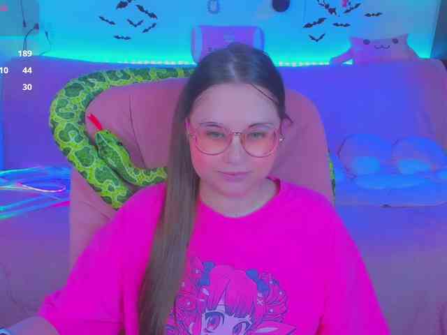 LoliSuccub webcam