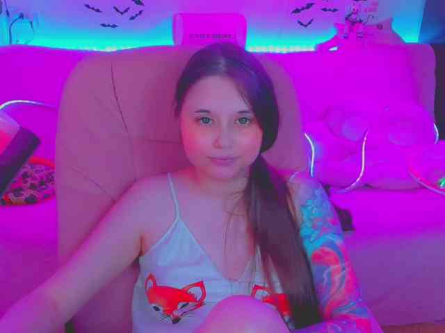 LoliSuccub webcam