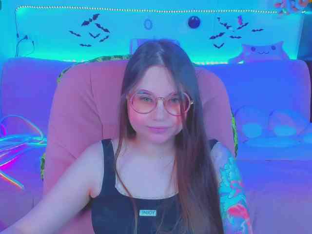 LoliSuccub webcam