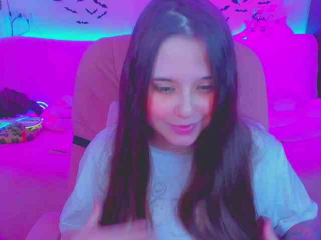LoliSuccub webcam