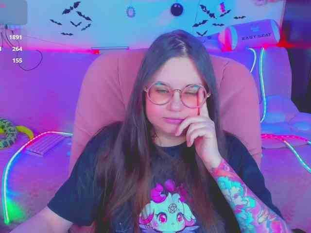 LoliSuccub webcam