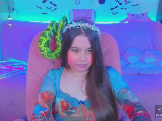 LoliSuccub webcam