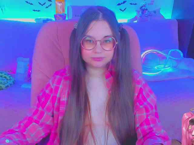 LoliSuccub webcam
