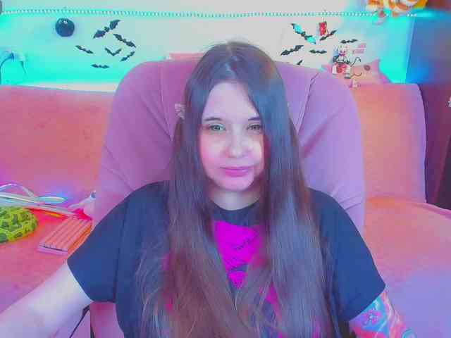 LoliSuccub webcam