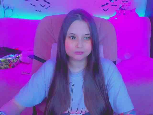 LoliSuccub webcam