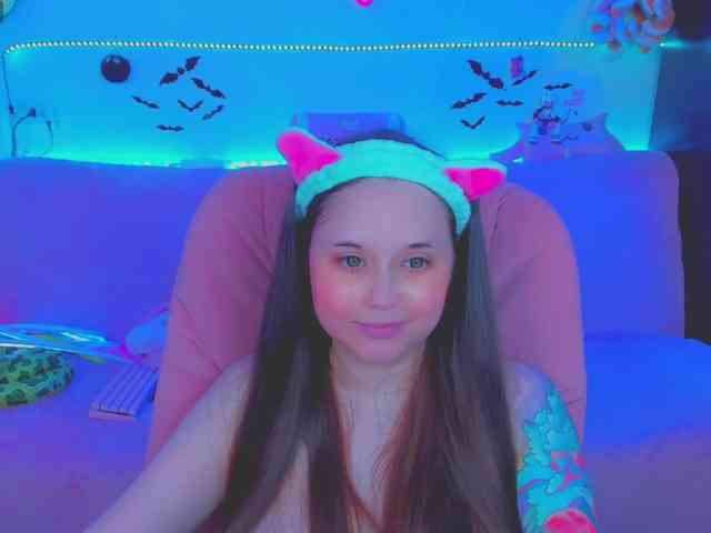 LoliSuccub webcam