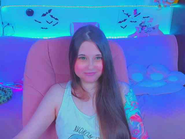 LoliSuccub webcam