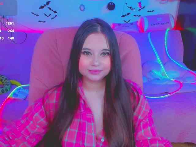 LoliSuccub webcam