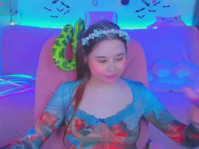 LoliSuccub webcam