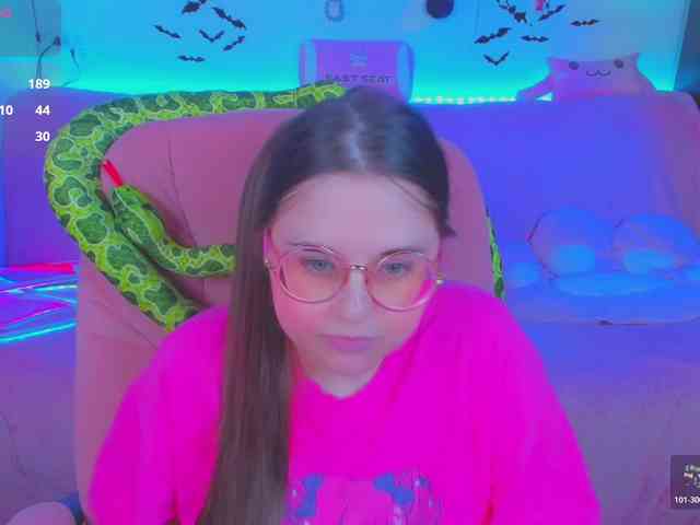 LoliSuccub webcam