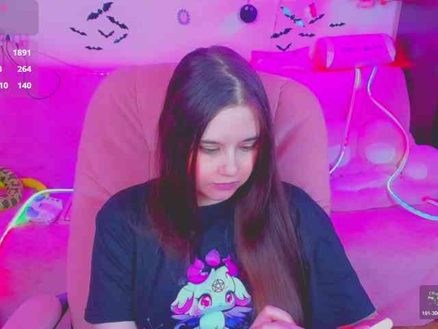 LoliSuccub webcam