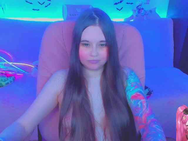 LoliSuccub webcam