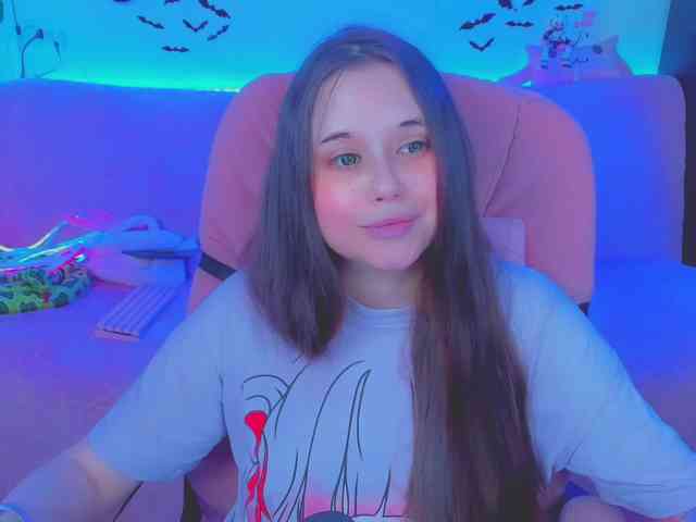 LoliSuccub webcam