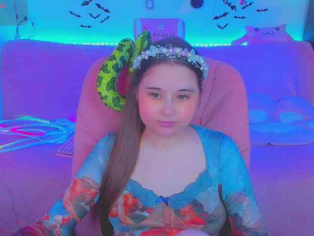 LoliSuccub webcam