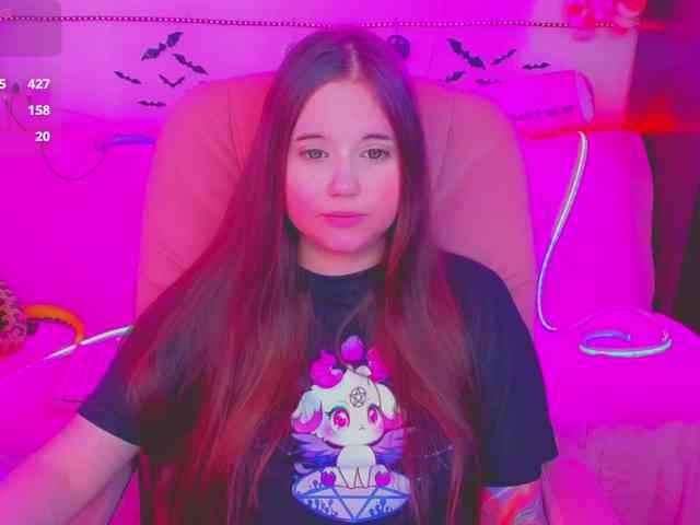 LoliSuccub webcam