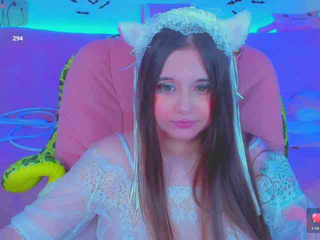 LoliSuccub webcam