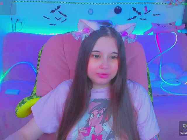 LoliSuccub webcam
