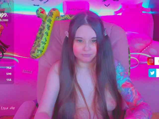 LoliSuccub webcam