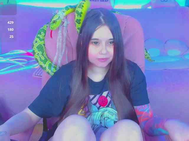 LoliSuccub webcam