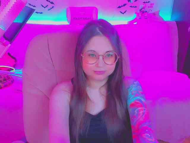 LoliSuccub webcam