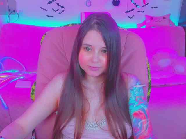 LoliSuccub webcam
