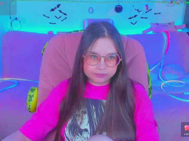 LoliSuccub webcam