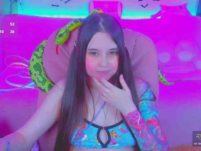 LoliSuccub webcam