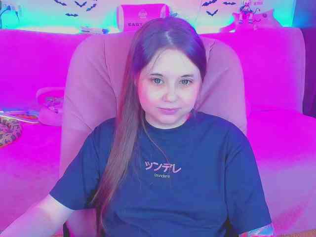LoliSuccub webcam