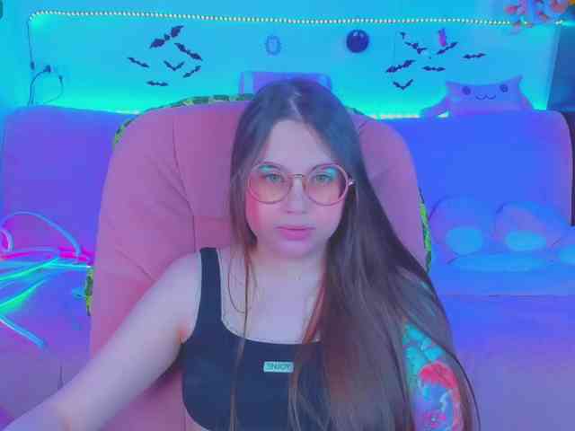 LoliSuccub webcam