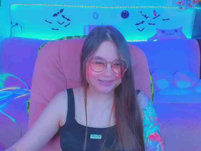 LoliSuccub webcam