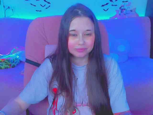 LoliSuccub webcam