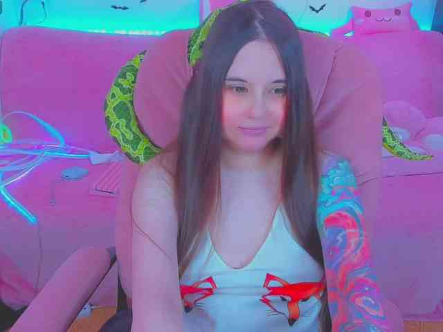 LoliSuccub webcam